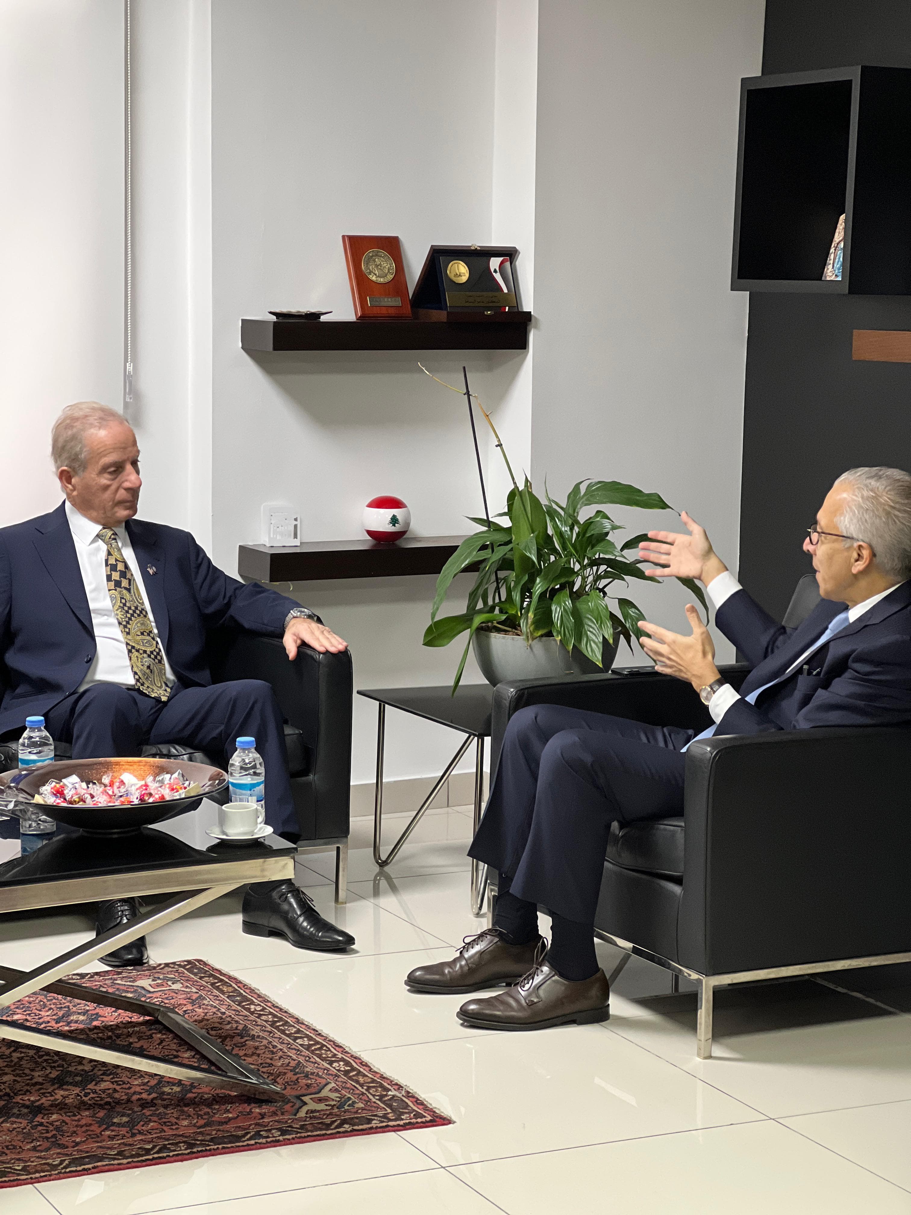 استقبل وزير الاقتصاد والتجارة، الدكتور عامر البساط، سفير الولايات المتحدة الأميركية في لبنان، ميشال عيسى.